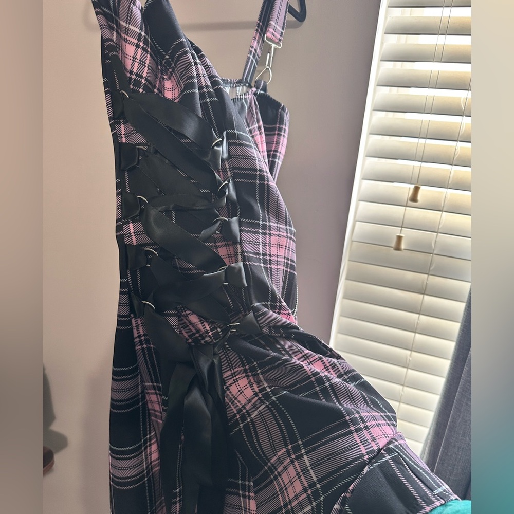 Black and Pink Plaid Lace-Up Mini Dress - Picture 5 of 9